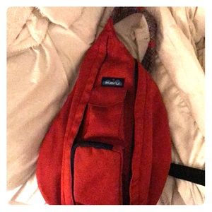 Red kavu crossbody bag